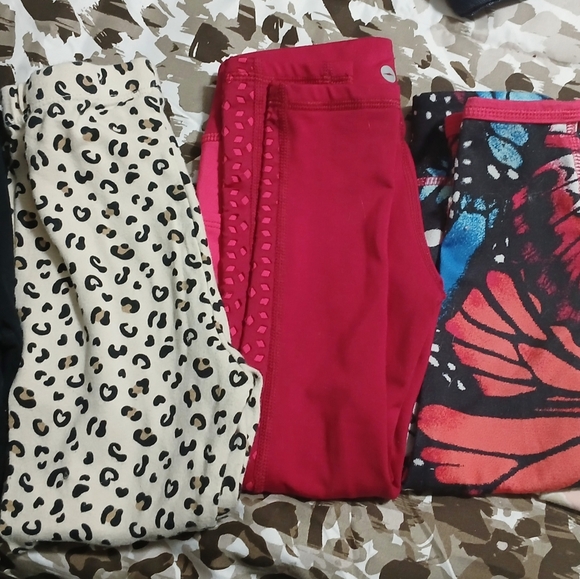 Girls Size 4/5T Clothes Bundle - Picture 5 of 5